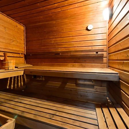 Harmonia Hotell Biała Podlaska Exteriör bild