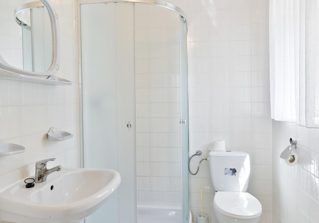 Harmonia Hotell Biała Podlaska Exteriör bild